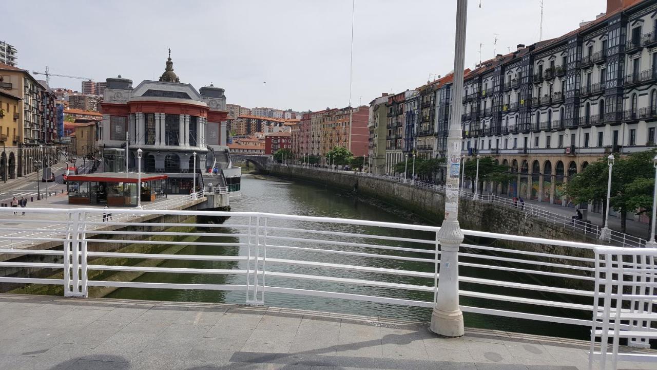 Centrico Con Vistas A La Ria! Garaje, Ideal 2-4 Bilbao